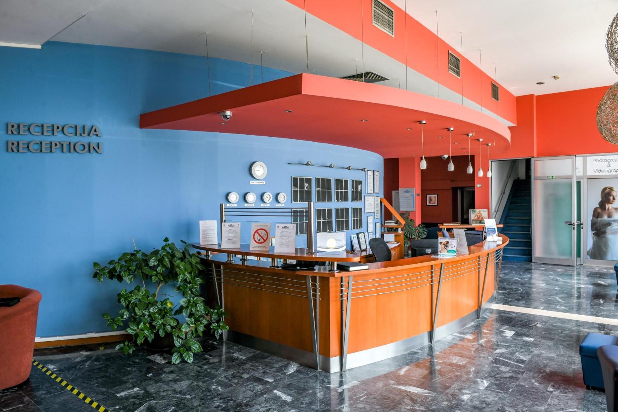 Hotel Fontana Bačka Palanka Dış mekan fotoğraf